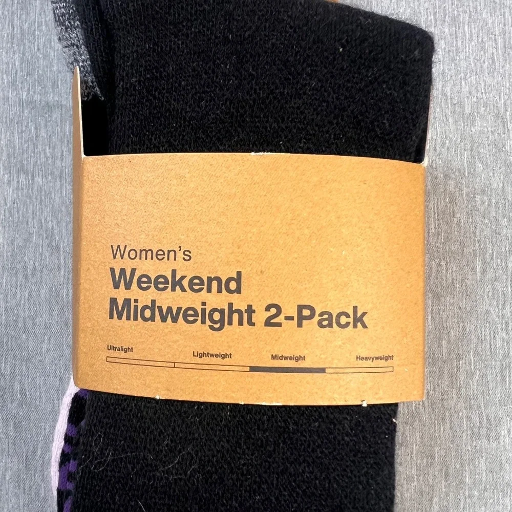 2 pack Burton Womens Weekend Midweight Socks Elderberry Size M/L Ski Hiking Snow